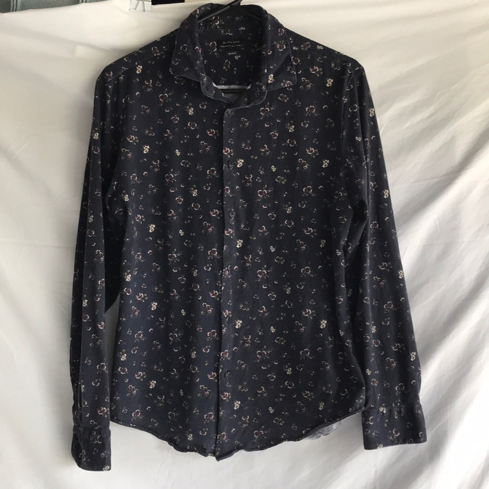 Zara slim fit blue  floral shirt Sz L (runs small